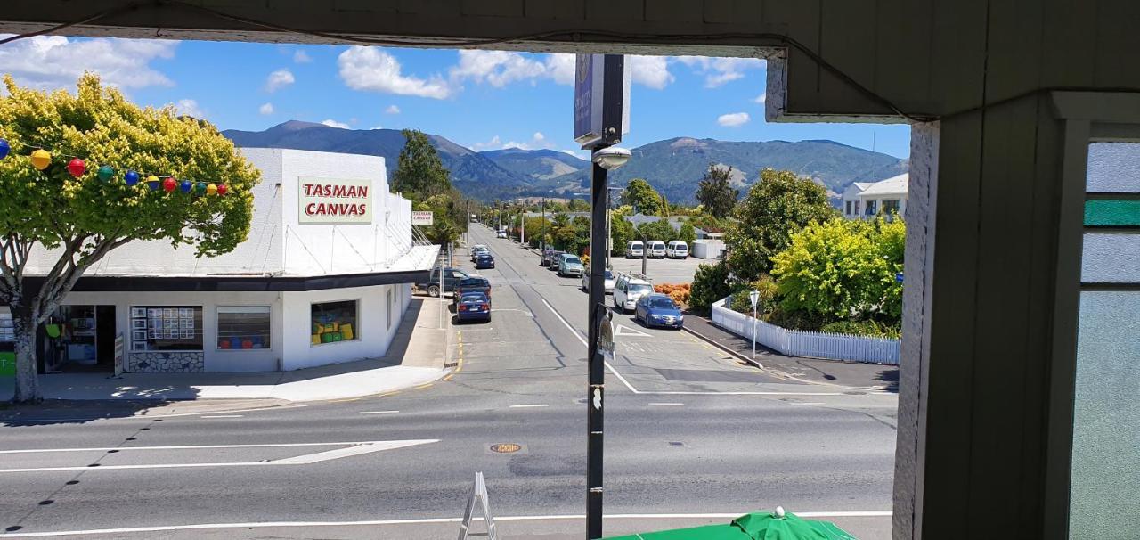 Hotel Motueka Backpackers, Loud Live Music Friday Saturday Nights Luaran gambar