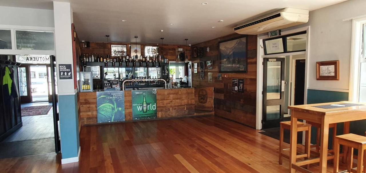 Hotel Motueka Backpackers, Loud Live Music Friday Saturday Nights Luaran gambar